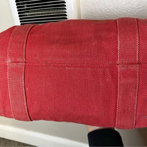 Rare Dooney & Bourke Vintage Small Red Canvas Duffle Bag with Leather Handles - Picture 14 of 16